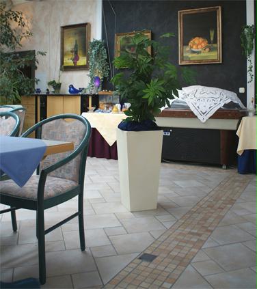 Blumenkuebel_Aggertal-Hotel_8_web