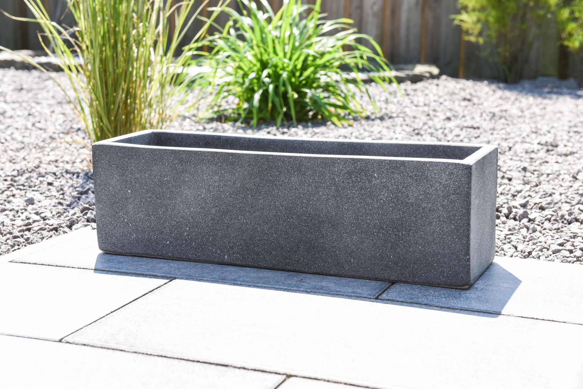 Blumenkasten Balkonkasten Fensterbankkasten Beton "Flobo" 60 cm