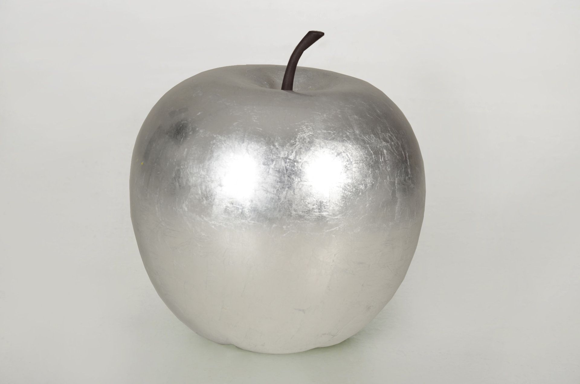 Deko Obst Apfel aus Fiberglas 16*16*13,5 cm, Silber ... Deko Obst Apfel aus Fiberglas 16*16*13,5 cm, Silber ...