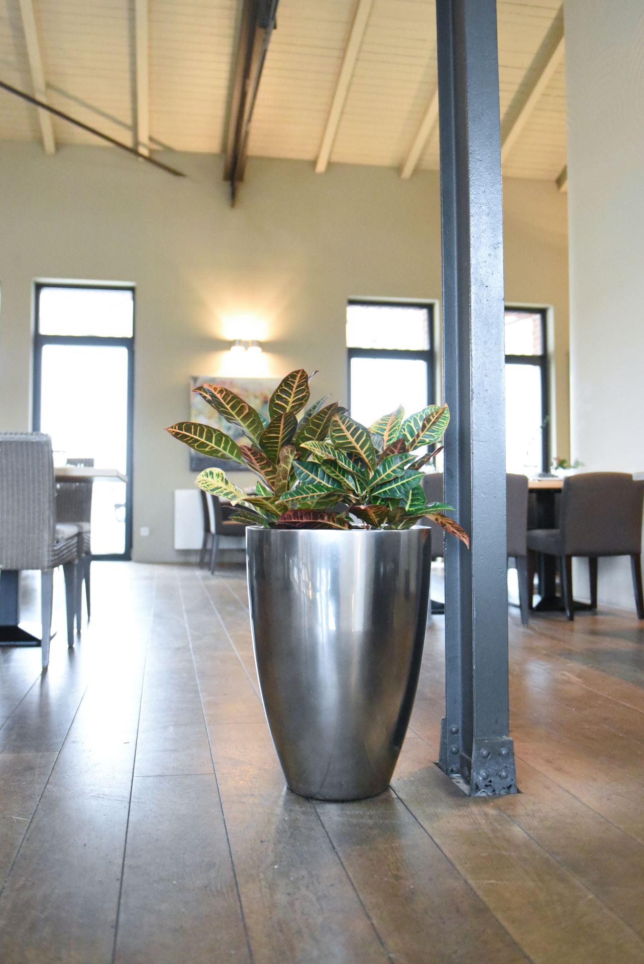 Pflanzkübel Blumenkübel Blumentopf Fiberglas exklusiv OPALA 55cm Silber