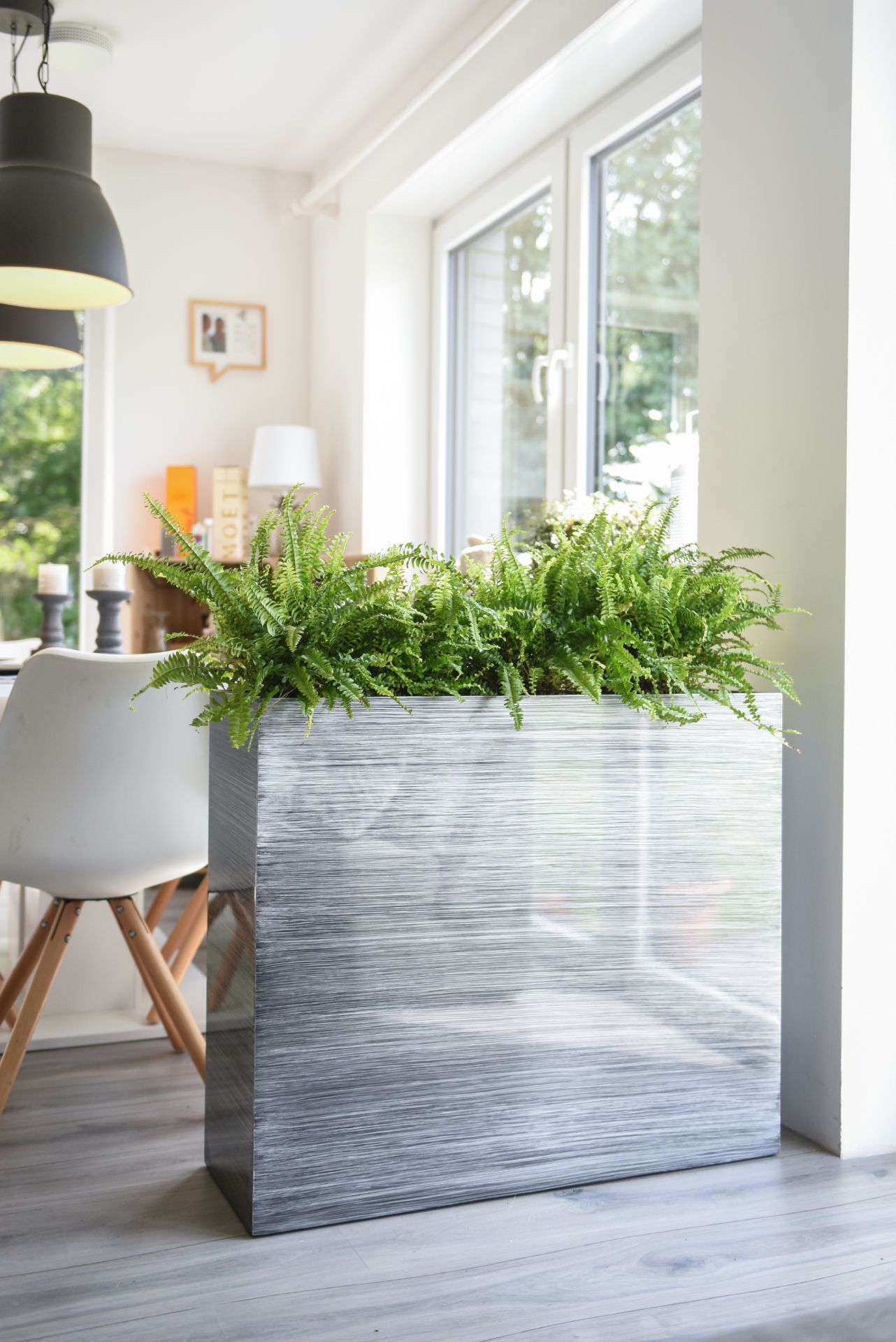 Pflanzkübel Raumteiler Raumtrenner "Elemento" 75x88x30,Silber Schwarz