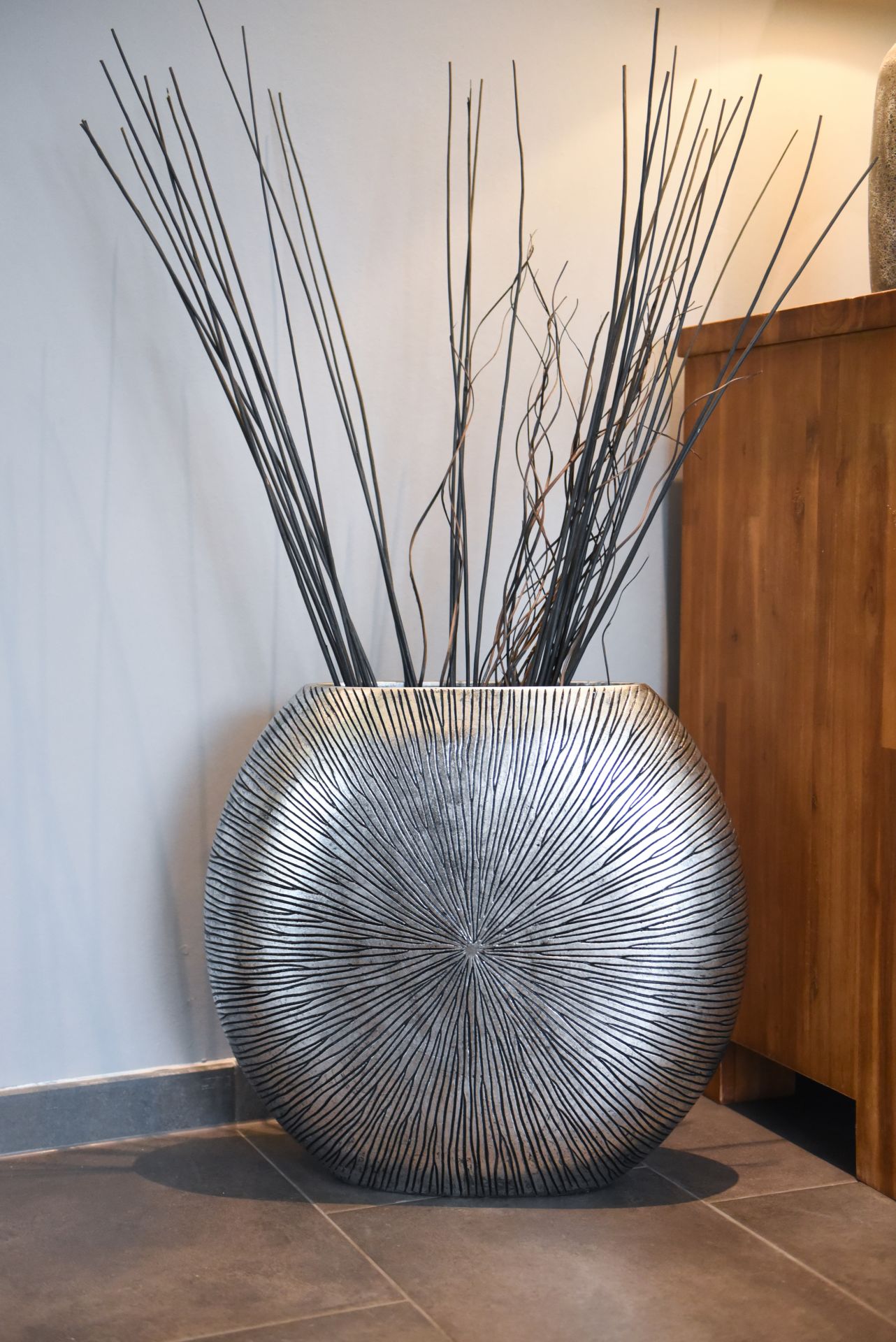 Vase Deko Bodenvase Fiberglas ATENA 50x55x18 cm, Silber Schwarz | eBay