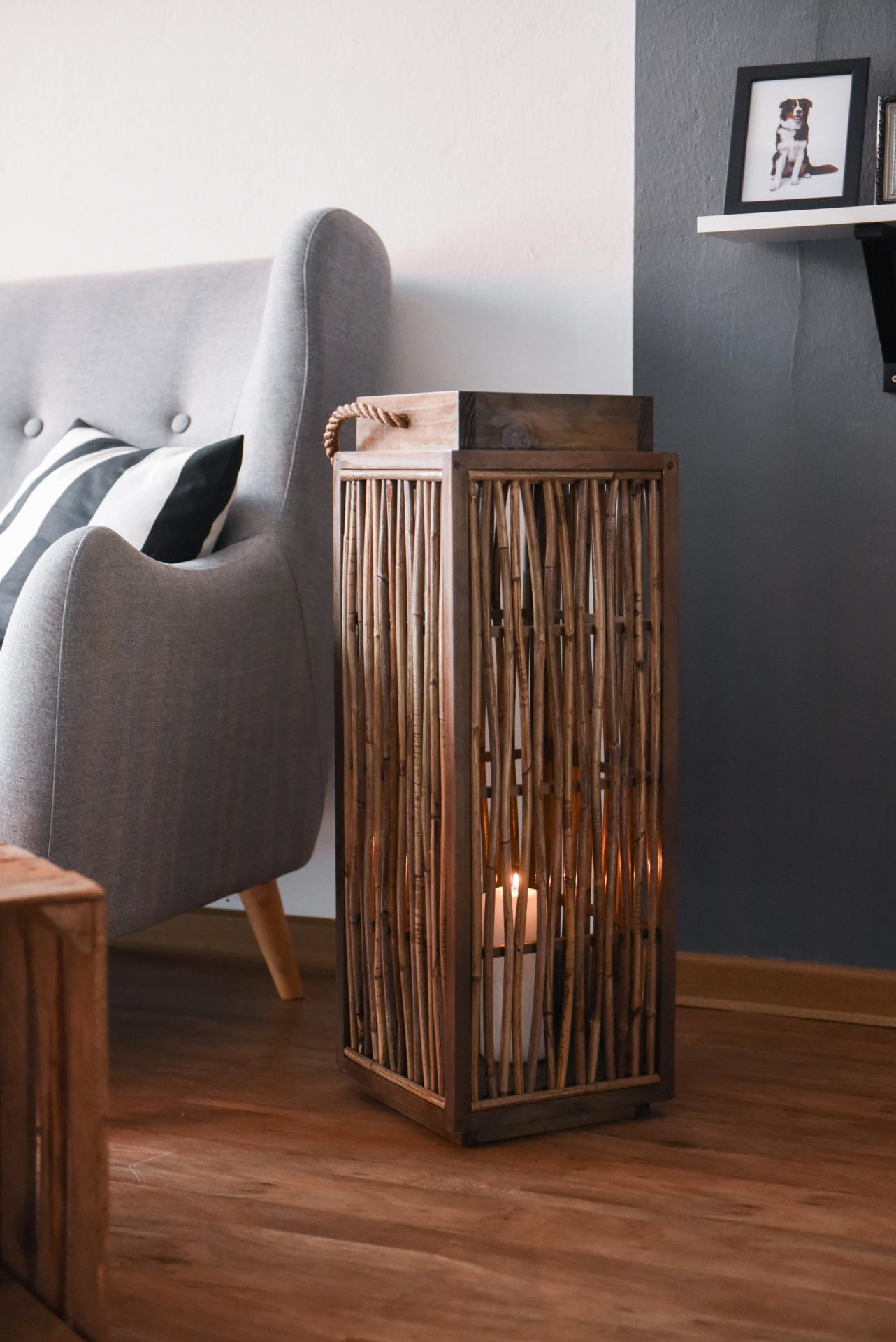 Windlichtsäule Kerzenhalter Windlicht aus Holz Rattan VELAS 80 hoch