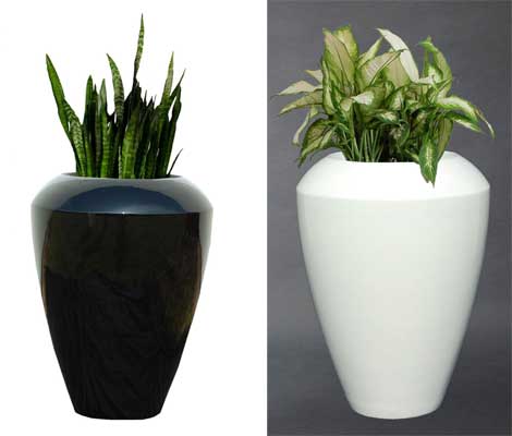 Blumenkübel Fiberglas, schwarz und weiss